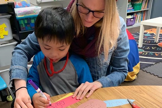 Gersh Academy Teacher Working with a Non-Verbal Student